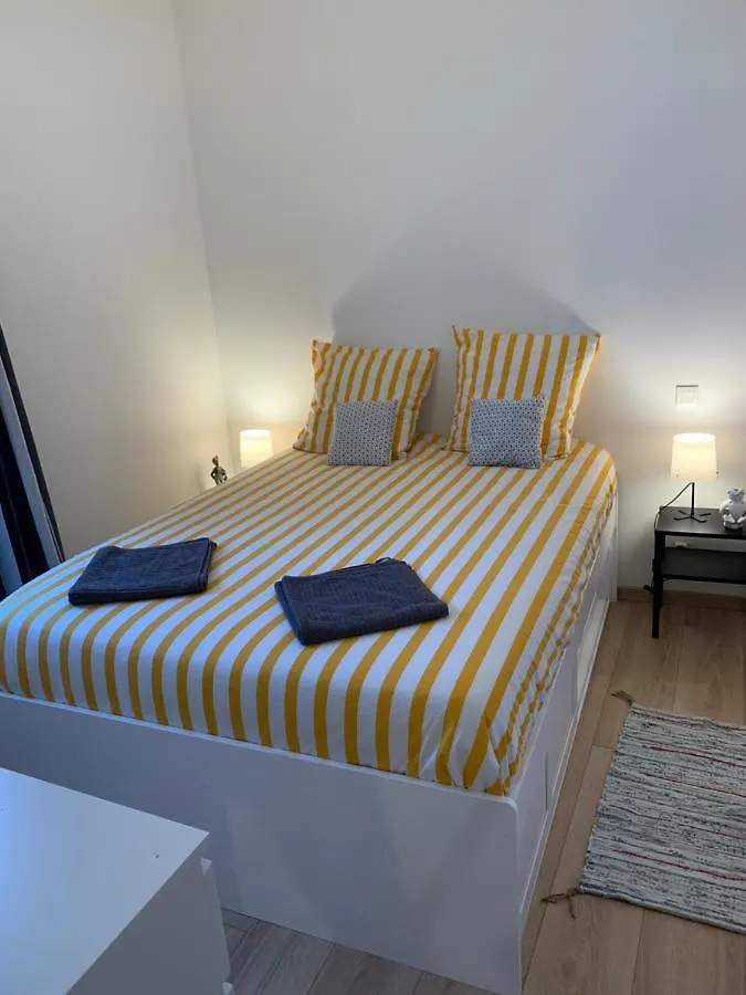 Biarritz Centre, Pres Avenue De Verdun, Cosy Apt 2 Pieces , Salon , Chambre Separe, Rue Tres Calme A 10 Minutes A Pied De La Grande Plage